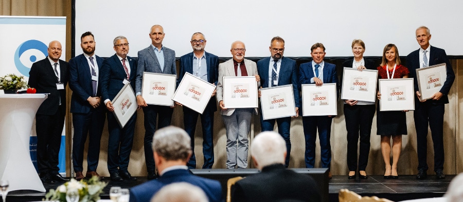 Docentka Radka Bužgová z Lékařské fakulty OU je laureátkou Ceny předsedy AZV ČR