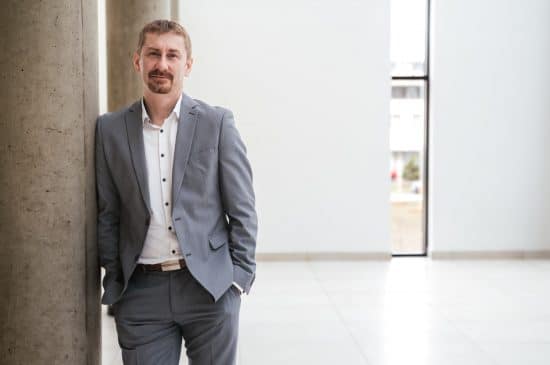„Výzvou je efektivně využít prostředky a nepromeškat příležitosti,“ říká prorektor pro vědu a uměleckou činnost Martin Štěpnička