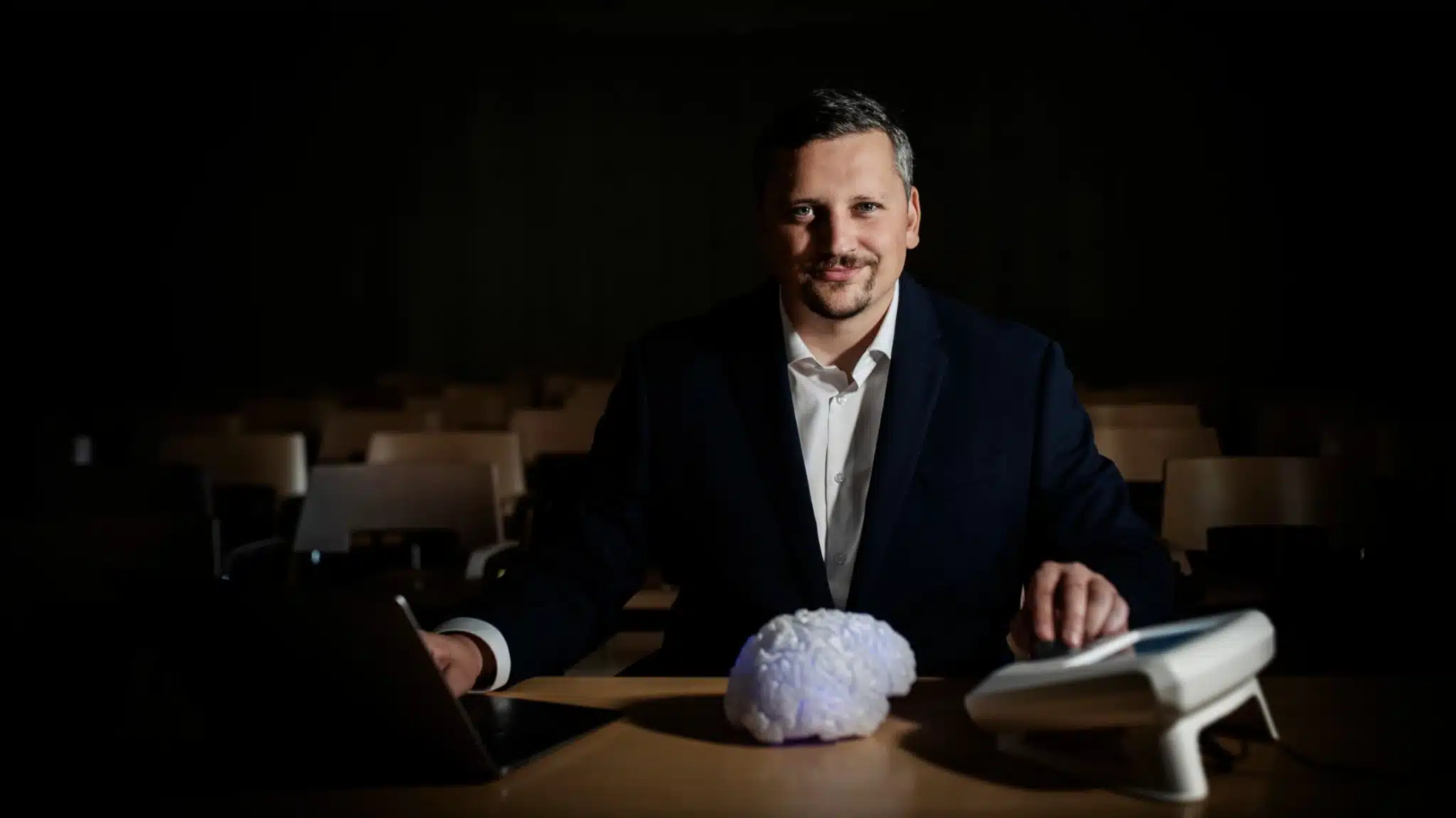 Přečtete si více ze článku Hacknout mozek. Ostravská firma léčí nemoc, kterou trpí miliarda lidí